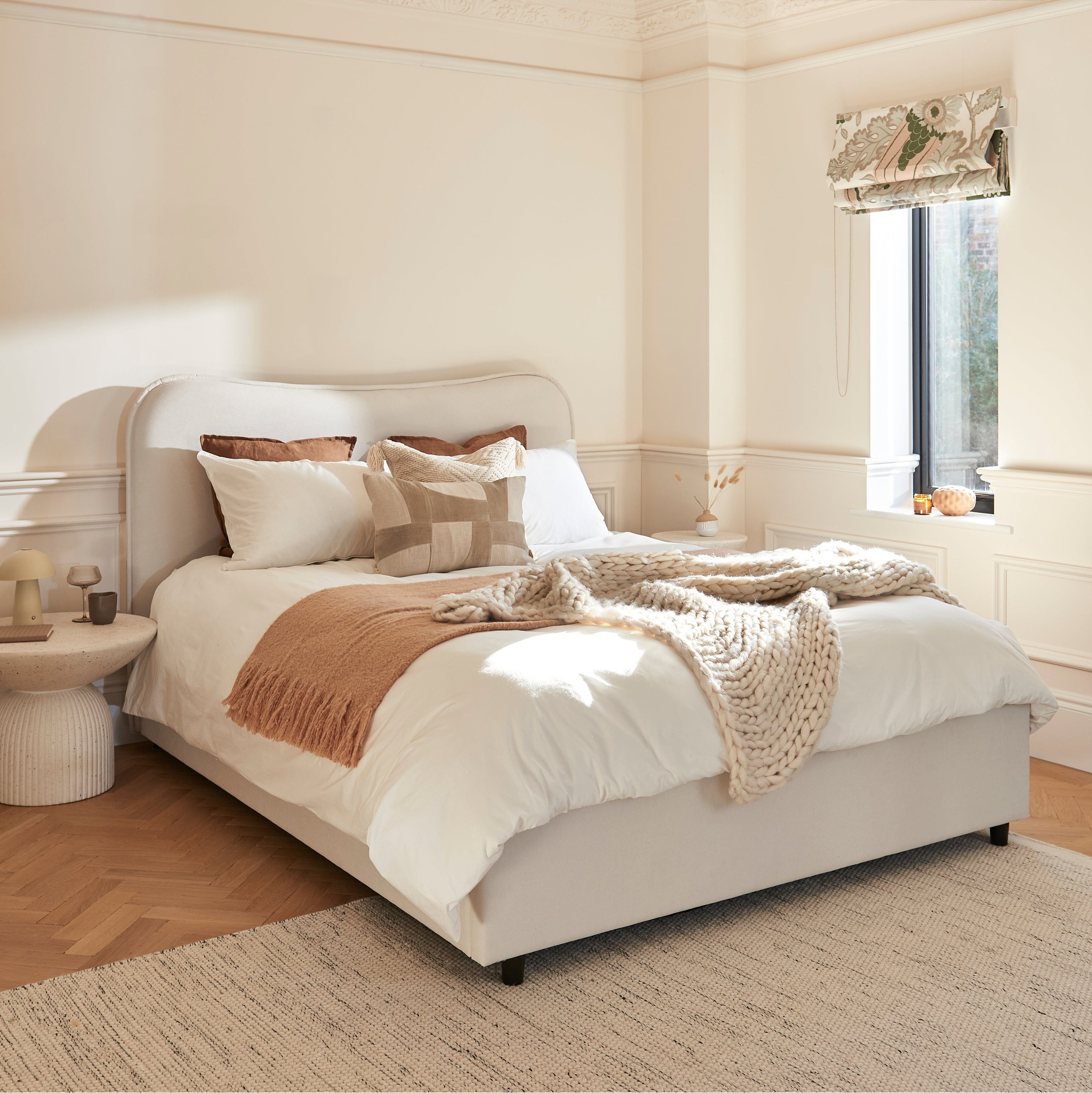 Finola Super King Ottoman Bed - Ivory