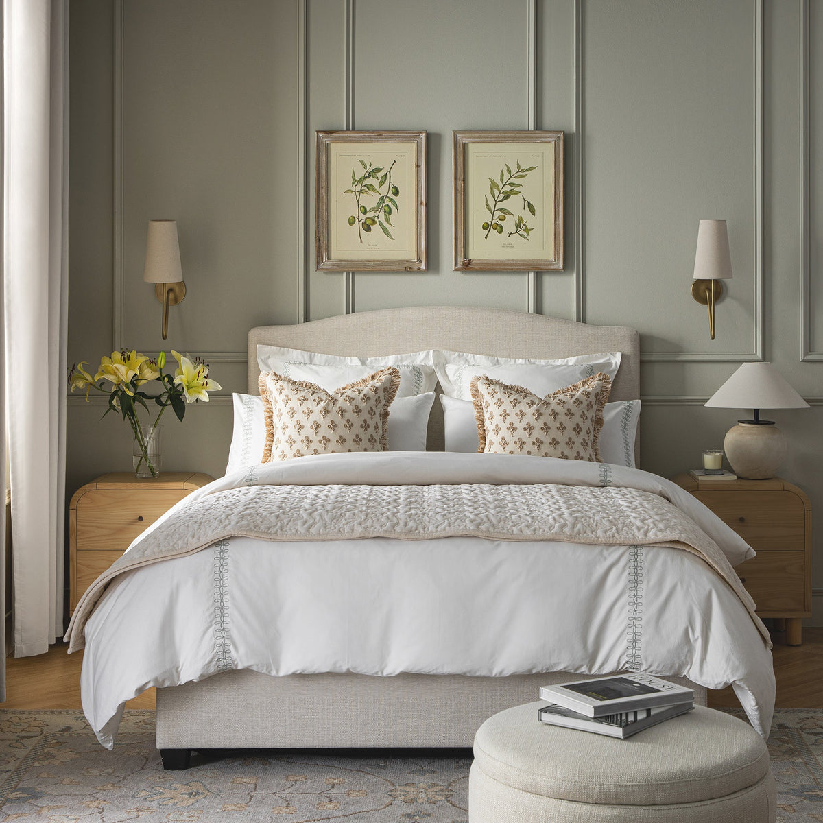Chilworth Upholstered Ottoman Storage Bed, Ivory Weave Fabric