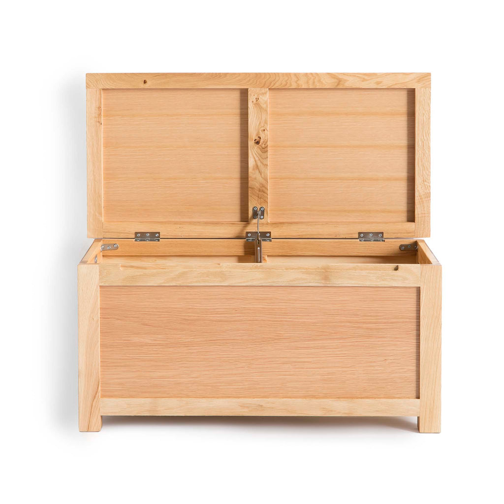 London Oak Blanket Box