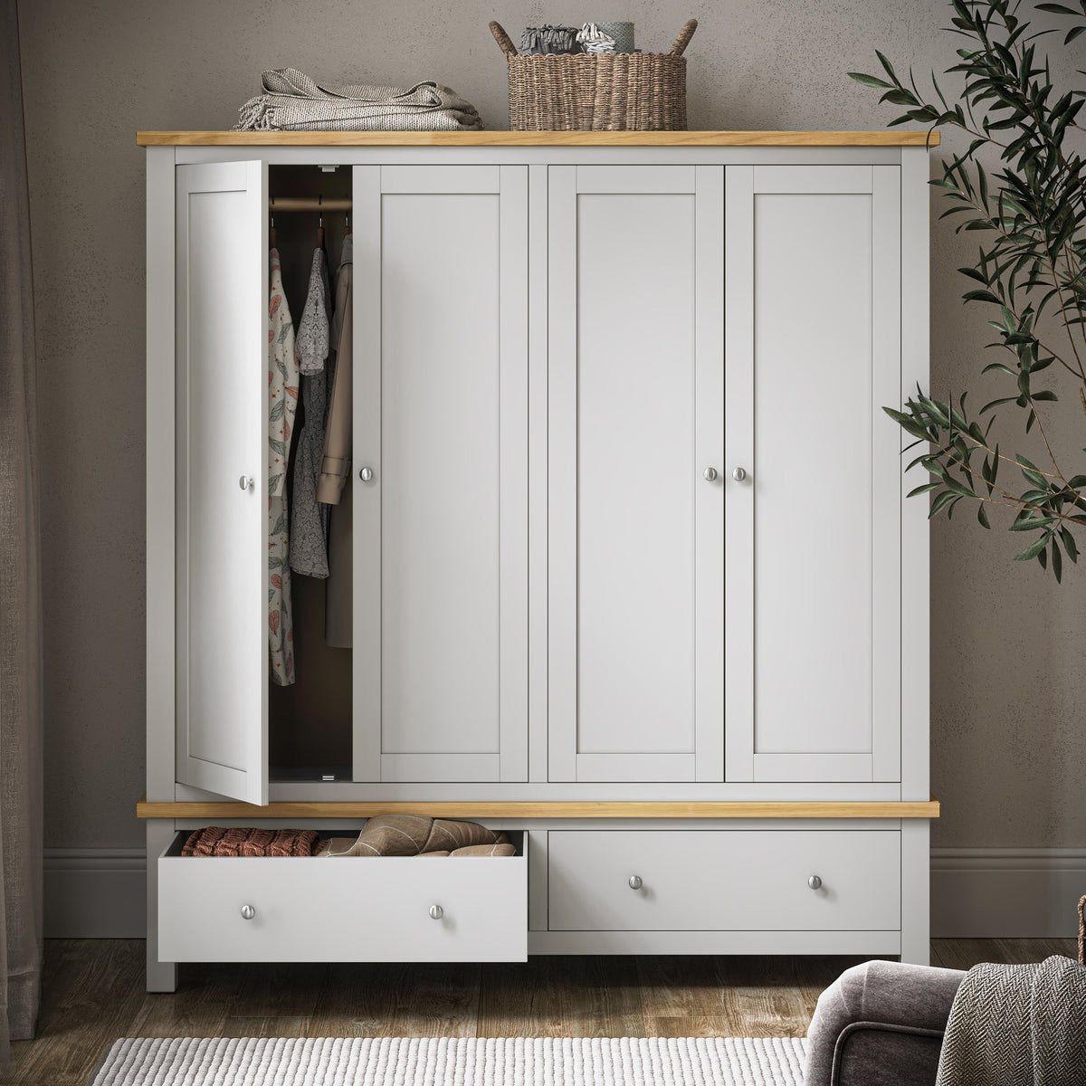 Farro 4 Door Wardrobe with 2 Drawers