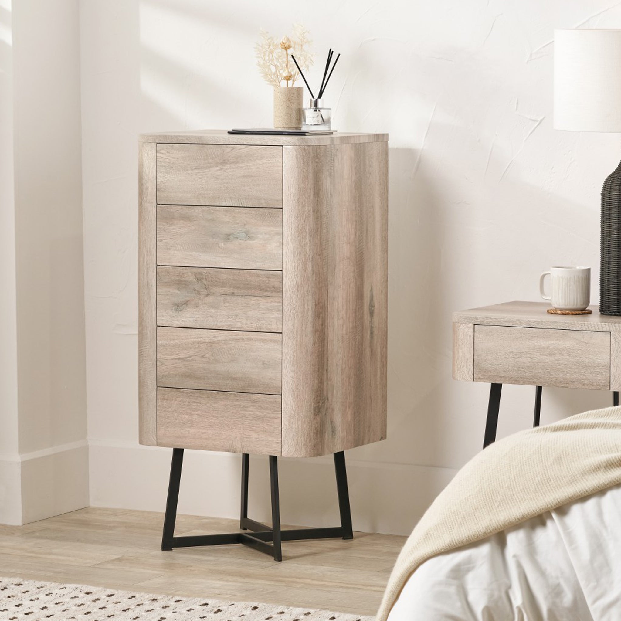 Ukiah Oak Effect 5 Drawer Tallboy