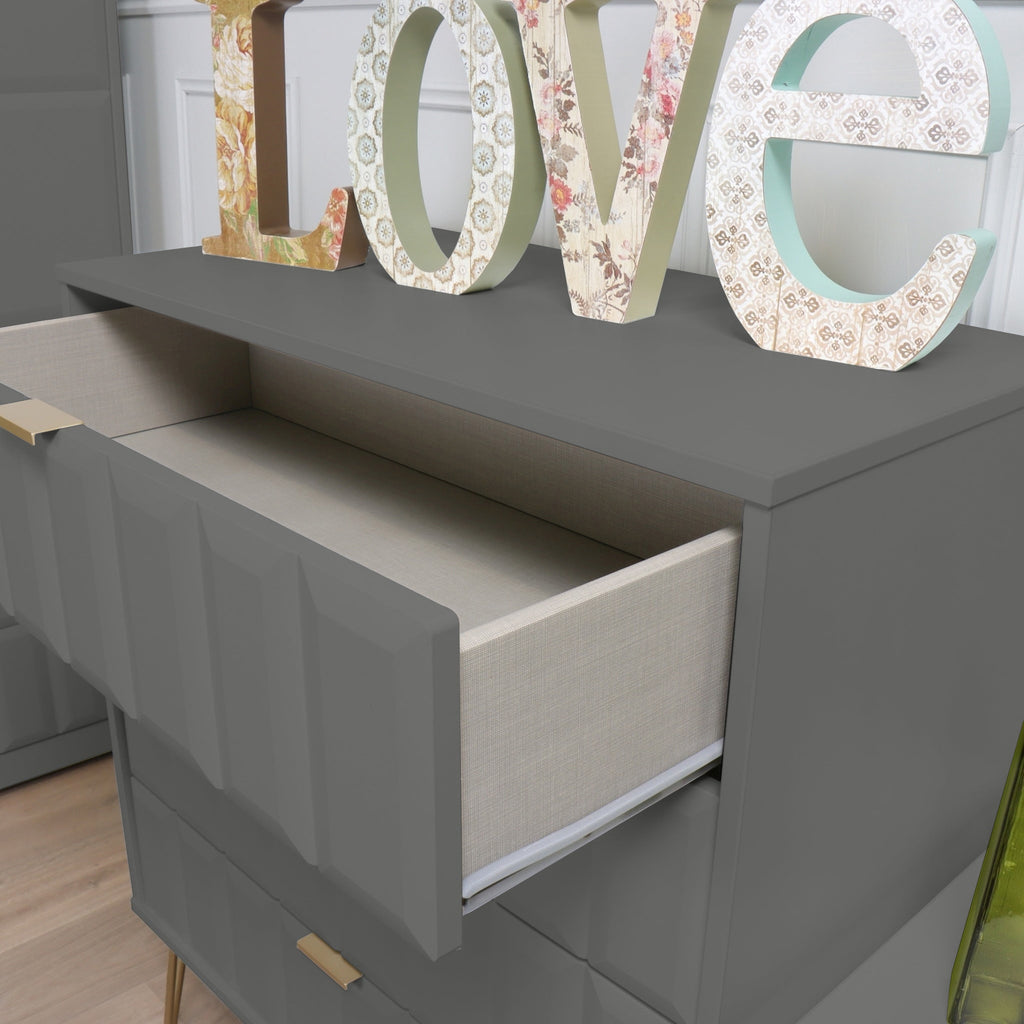 Harlow 4 Drawer Chest with Gold Hairpin Legs