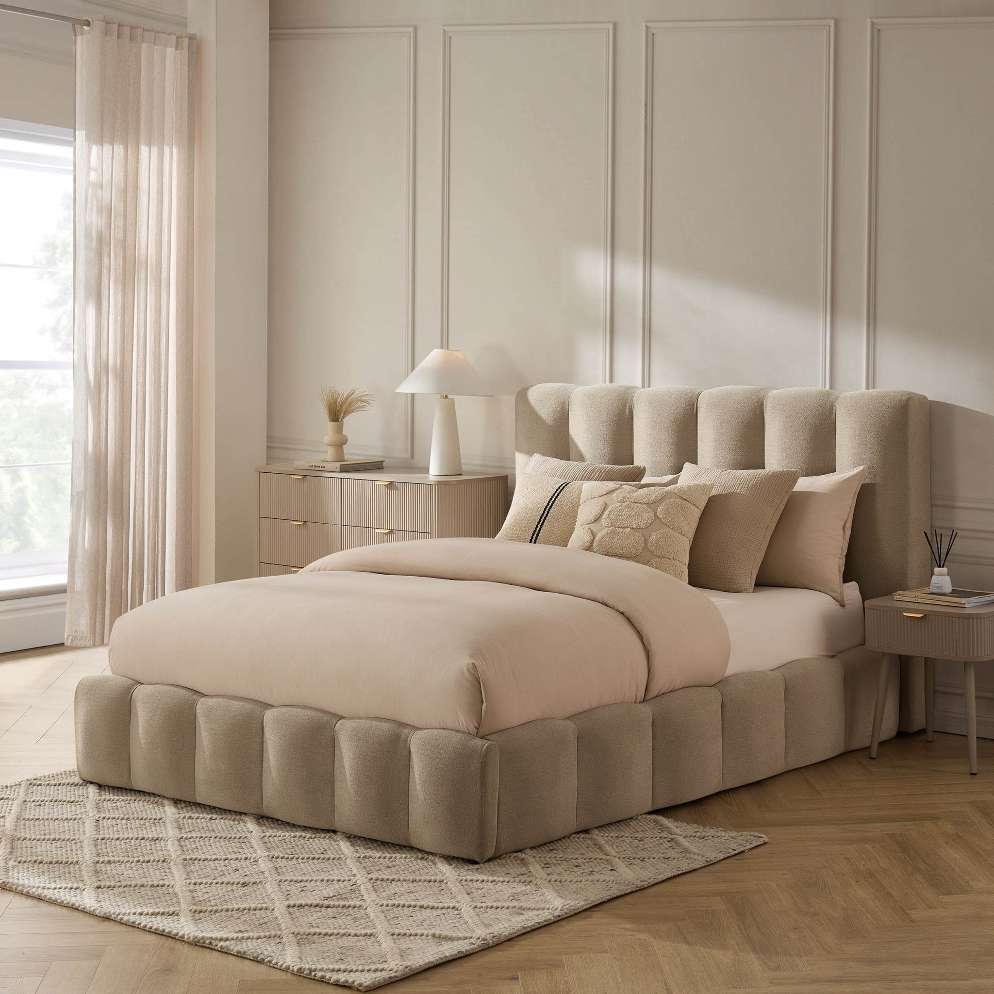 Cheshire Ottoman Storage Bed - Chenille Oatmeal