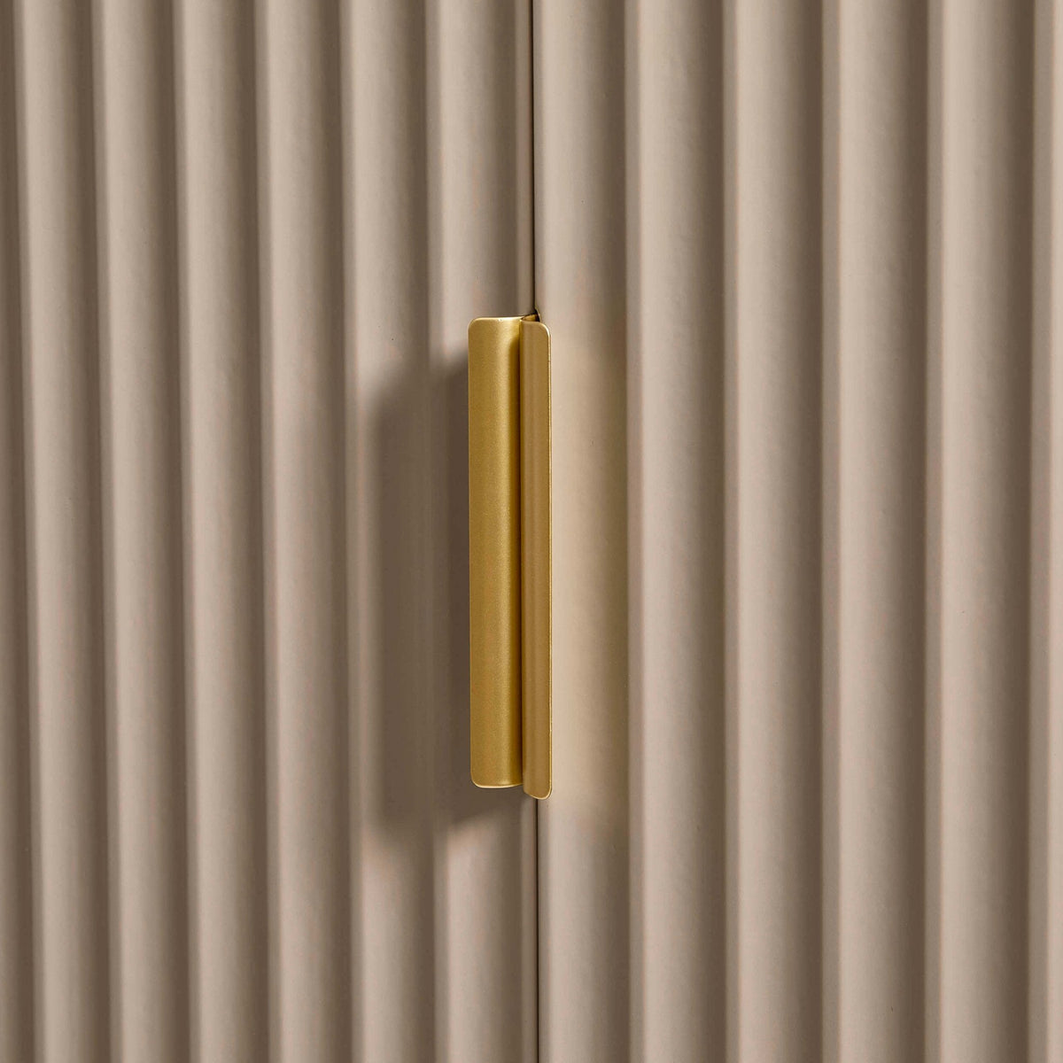 Evie 3 Door Wardrobe with Drawers - Taupe