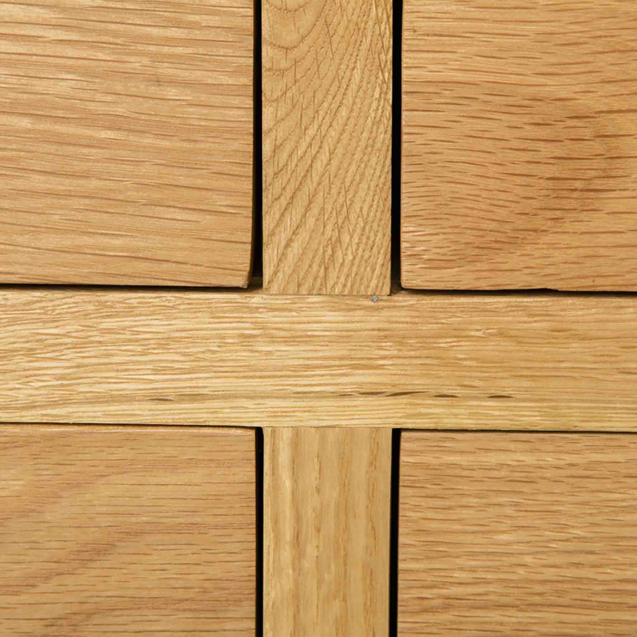 London Oak Large Smart TV Stand