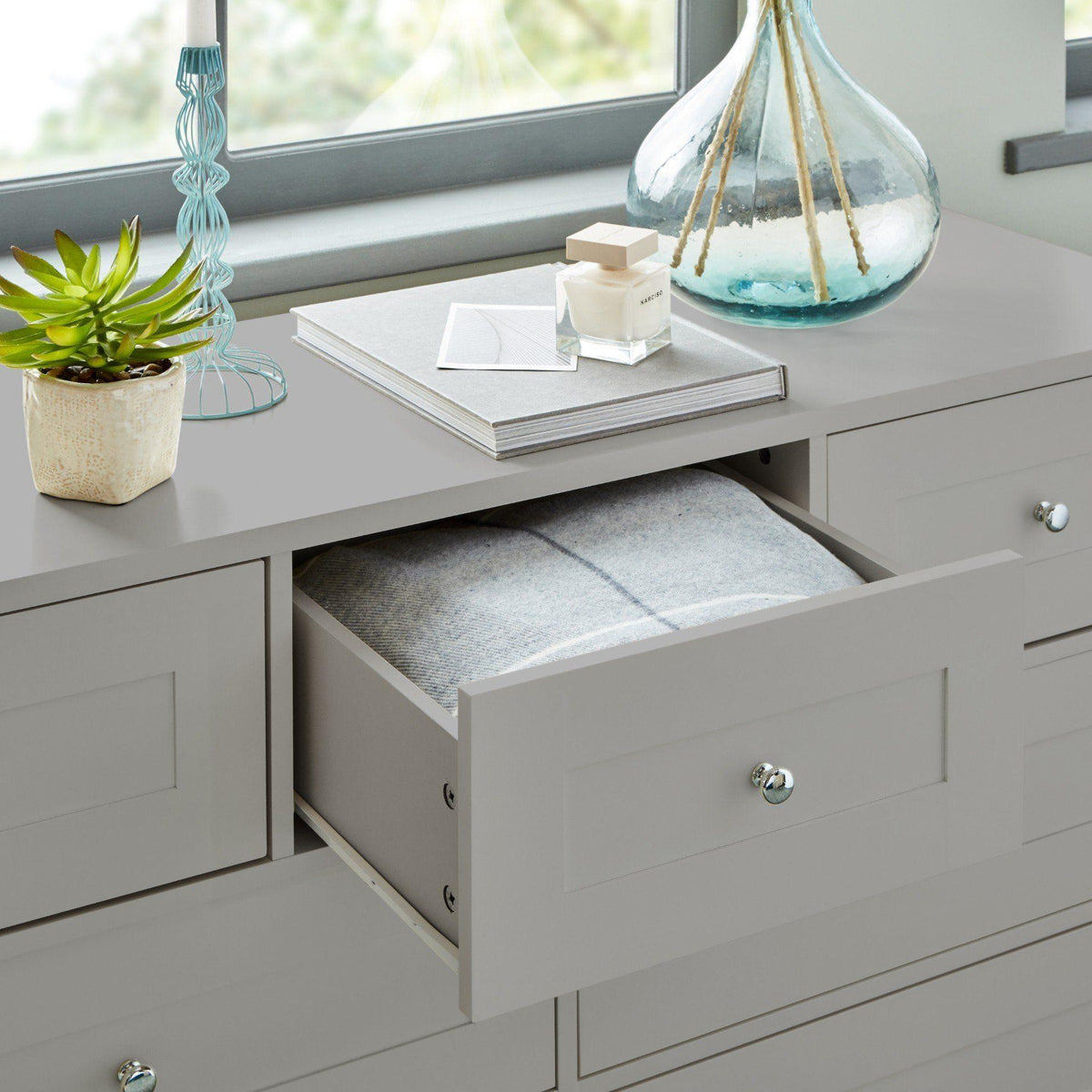Stevie 7 Drawer Chest of Drawers - Grey